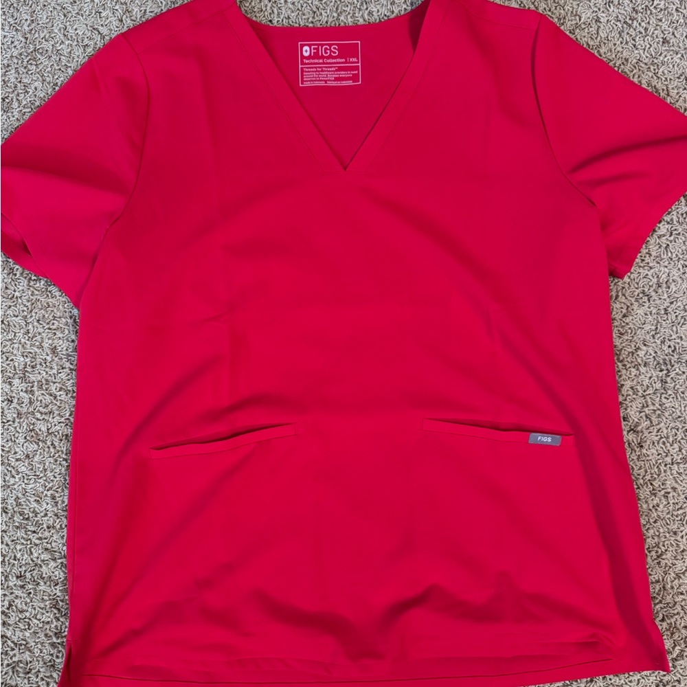 Figs Women's Bright Red V-Neck Short Sleeve Top